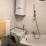 Angela With Private Garage Slot Apartamento *